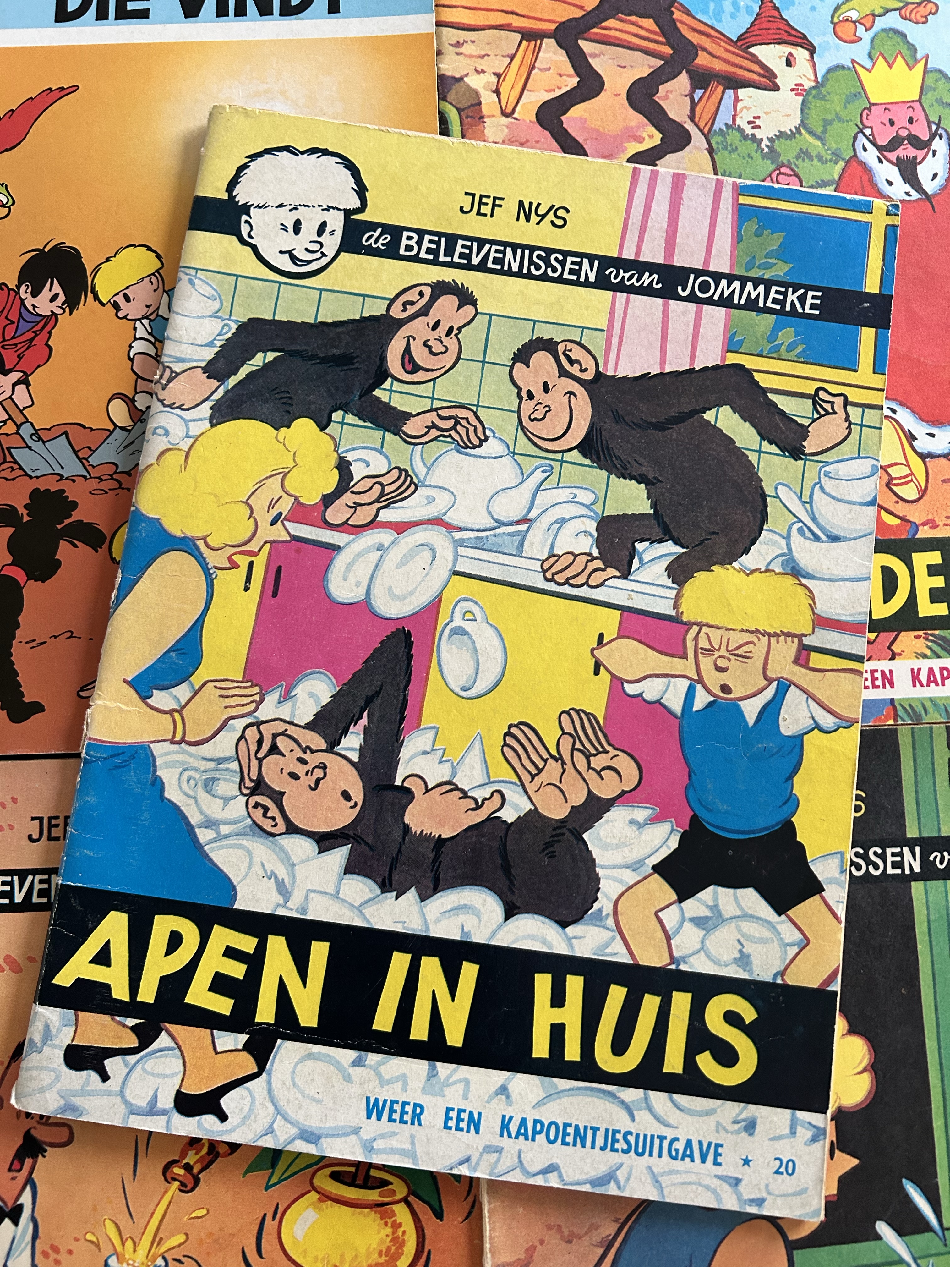 jommeke-20-apen-in-huis-looneybooks79